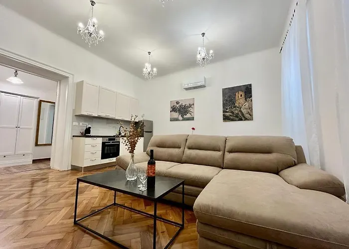 Lux Apartmans